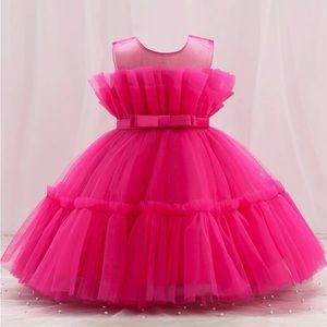Adorable little girls SZ 7 pink dress